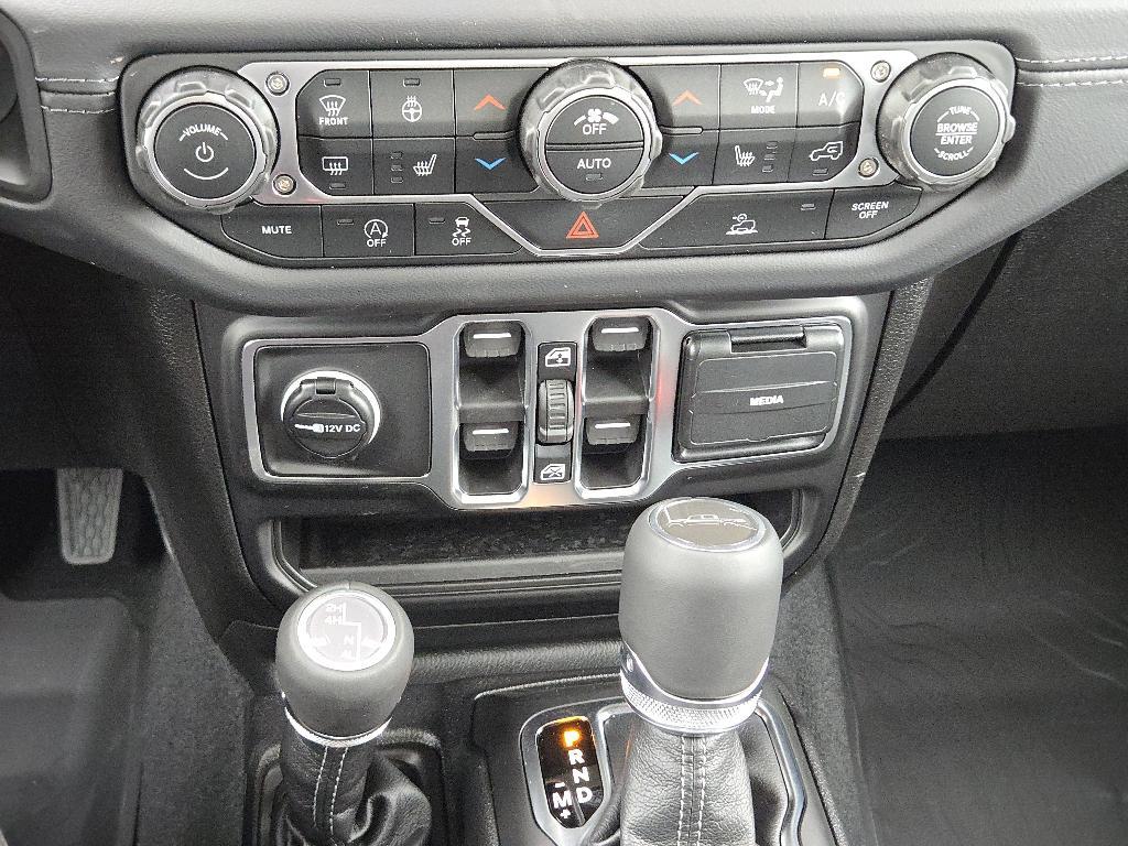 new 2026 Jeep Gladiator car, priced at $46,758