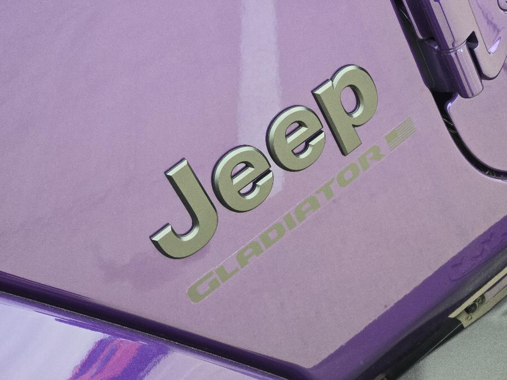 new 2026 Jeep Gladiator car, priced at $46,758
