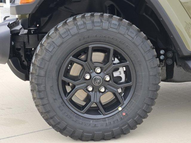 new 2026 Jeep Gladiator car, priced at $49,385