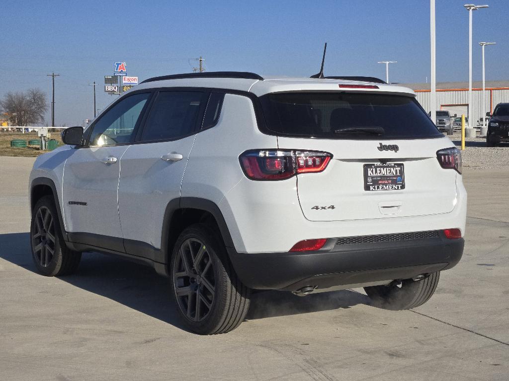 new 2026 Jeep Compass car, priced at $32,329