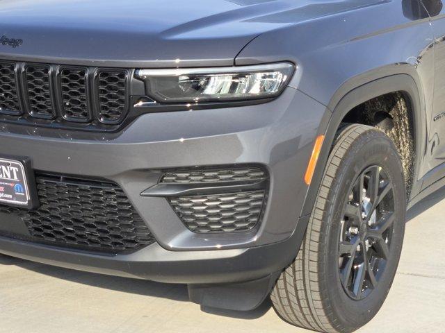 new 2025 Jeep Grand Cherokee car, priced at $38,213