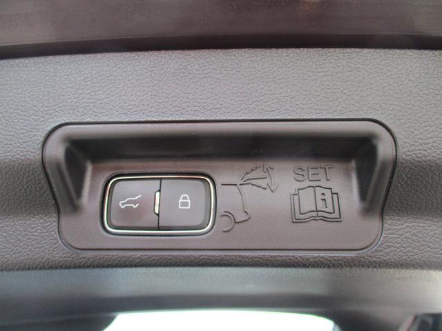 used 2022 Ford Explorer car, priced at $29,995