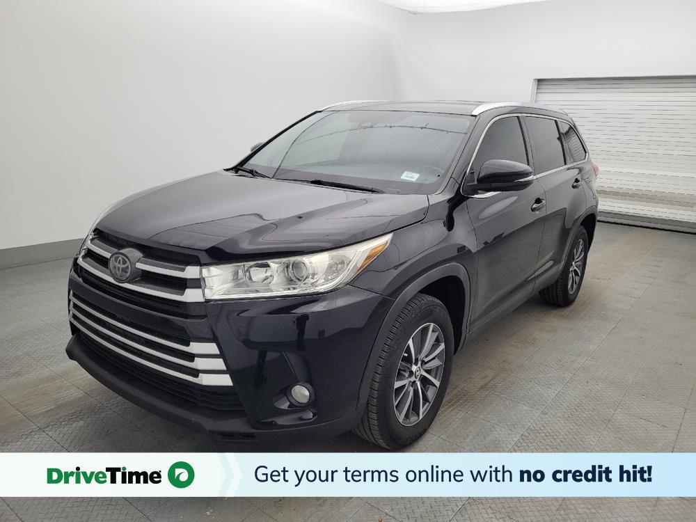 used 2019 Toyota Highlander car, priced at $26,095