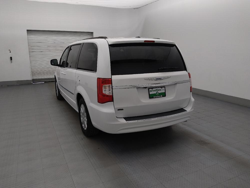 used 2014 Chrysler Town & Country car, priced at $14,095