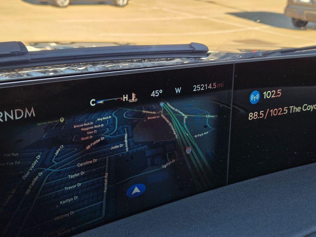 used 2025 Lincoln Navigator car, priced at $82,671