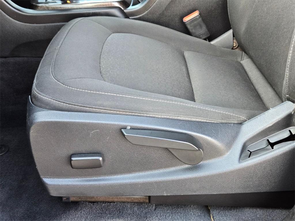 used 2020 GMC Canyon car, priced at $22,582