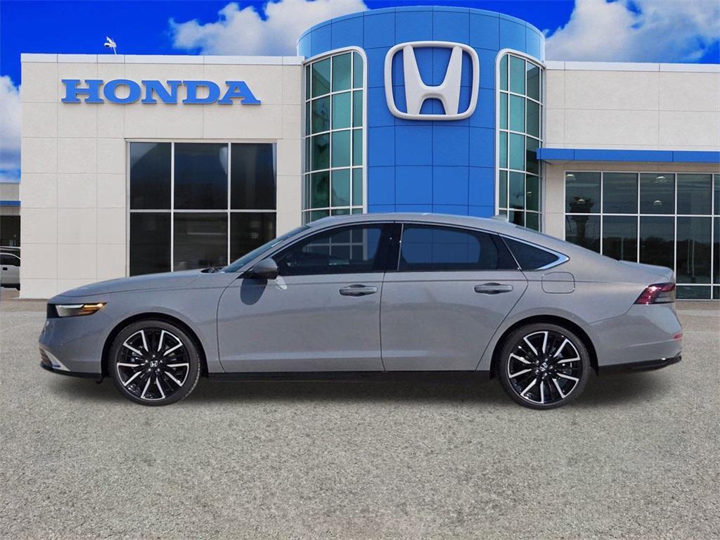 new 2025 Honda Accord Hybrid car, priced at $38,729