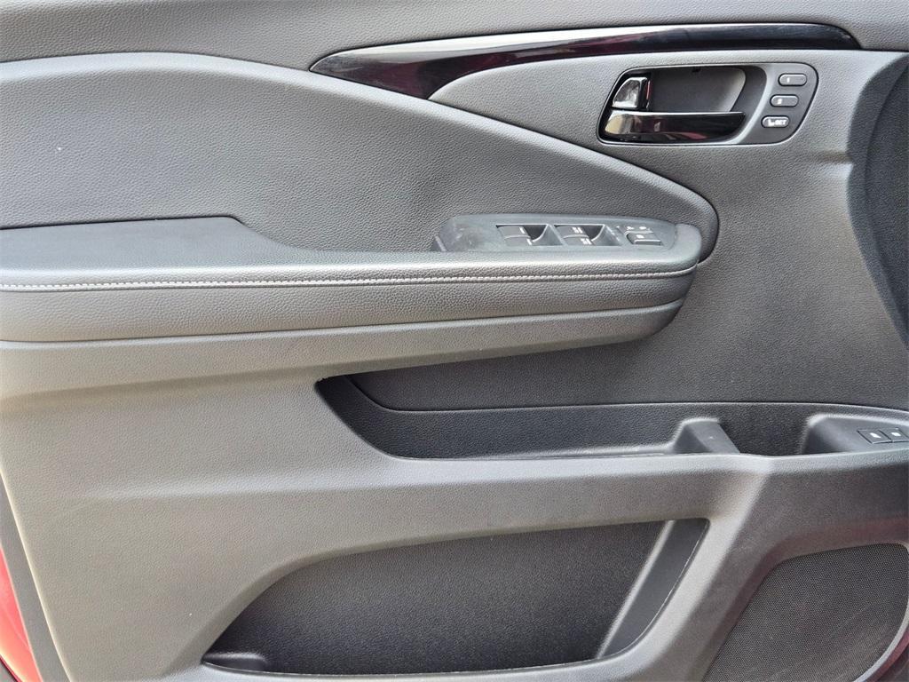 used 2023 Honda Passport car, priced at $33,476