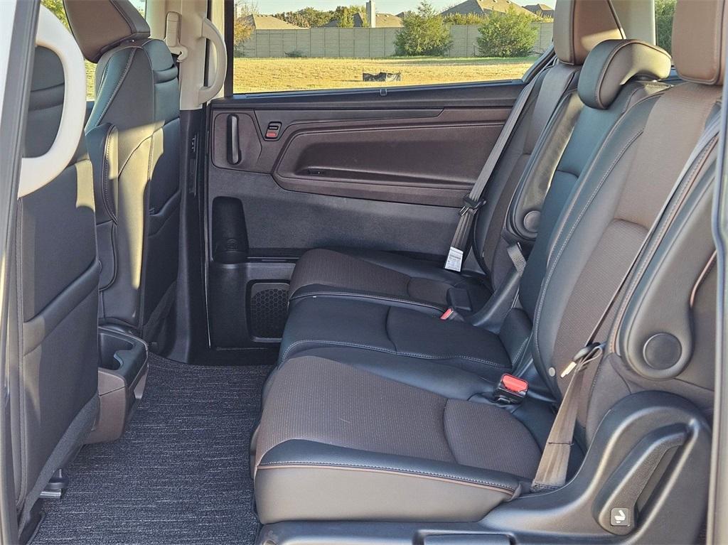 new 2026 Honda Odyssey car, priced at $51,505
