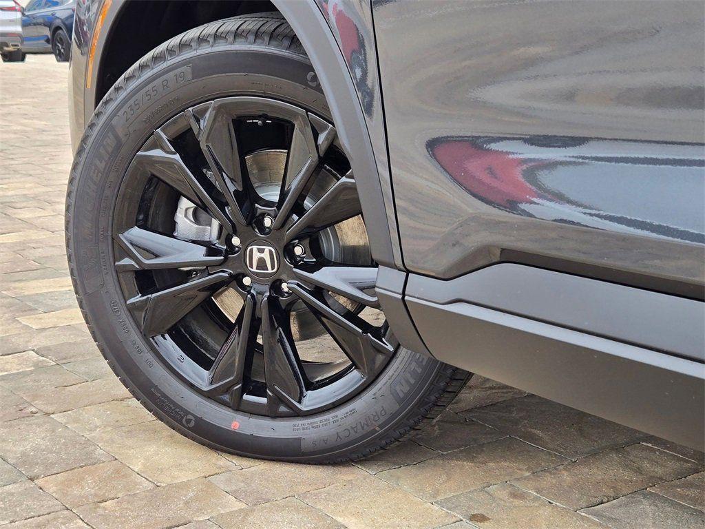 new 2026 Honda CR-V Hybrid car, priced at $41,136