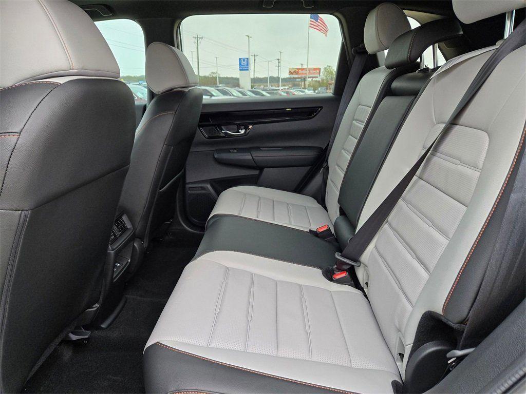 new 2026 Honda CR-V Hybrid car, priced at $41,136