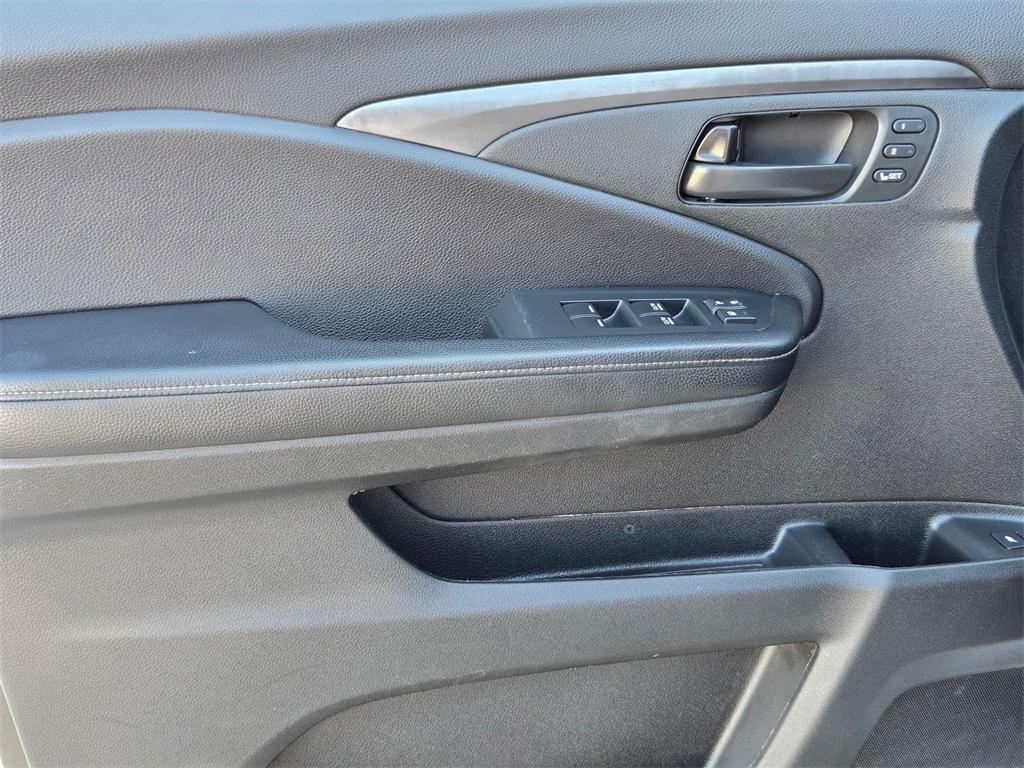 used 2023 Honda Passport car, priced at $27,332