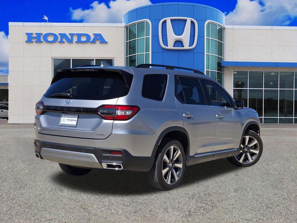 used 2023 Honda Pilot car, priced at $41,633