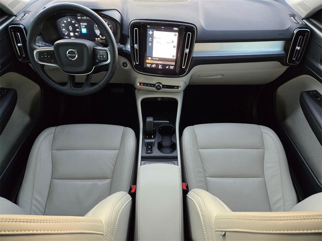 used 2022 Volvo XC40 car, priced at $22,829