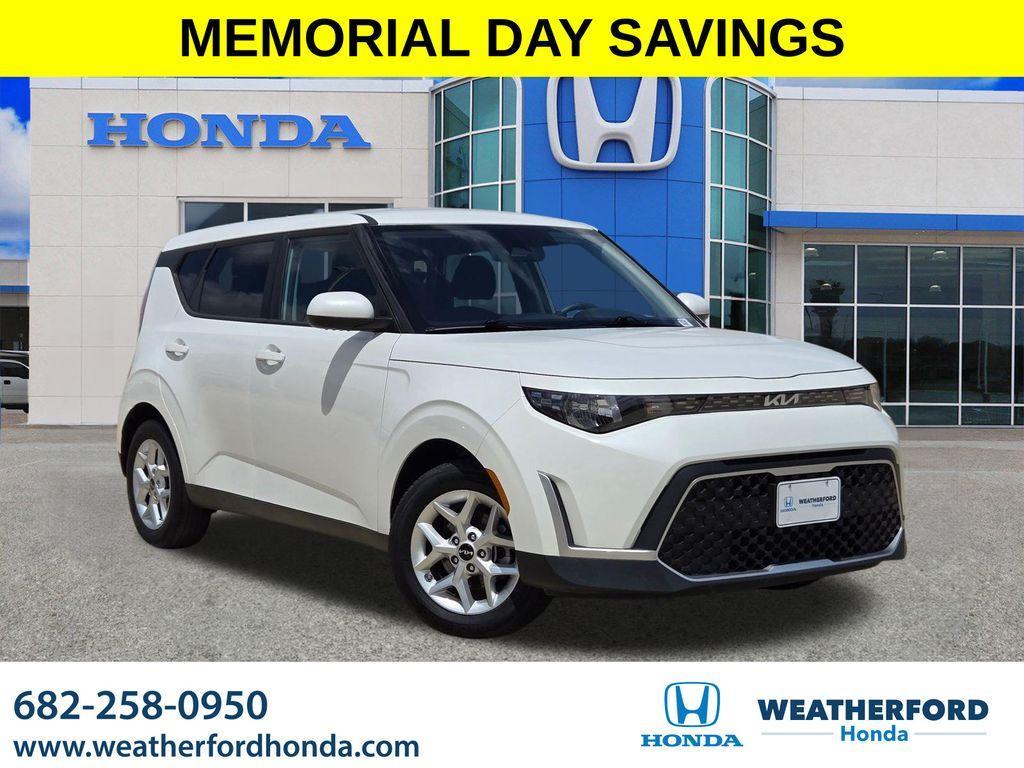 used 2024 Kia Soul car, priced at $16,959