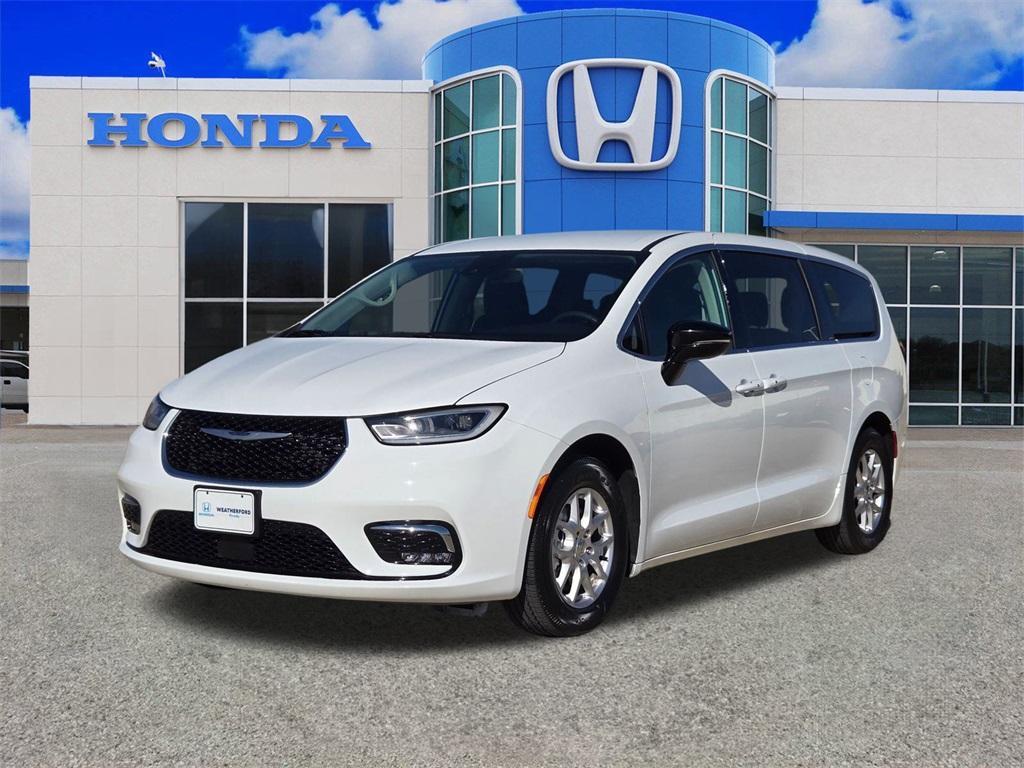 used 2024 Chrysler Pacifica car, priced at $26,990