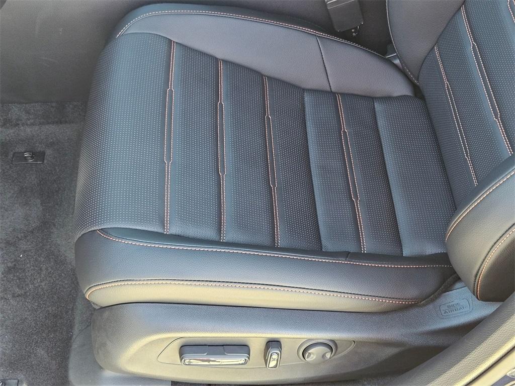 new 2026 Honda CR-V Hybrid car, priced at $38,173