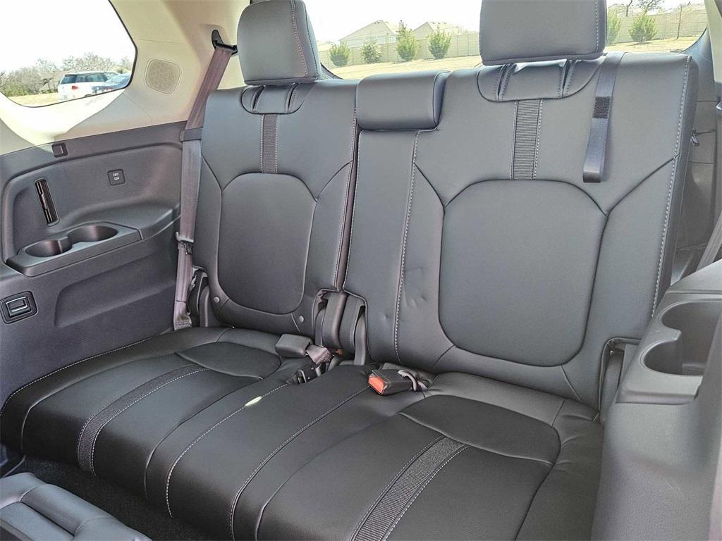 new 2025 Honda Pilot car, priced at $46,253