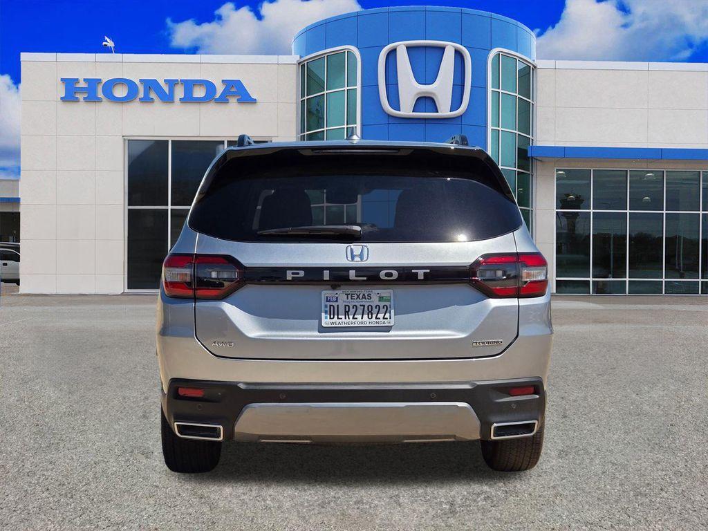 new 2026 Honda Pilot car, priced at $48,756