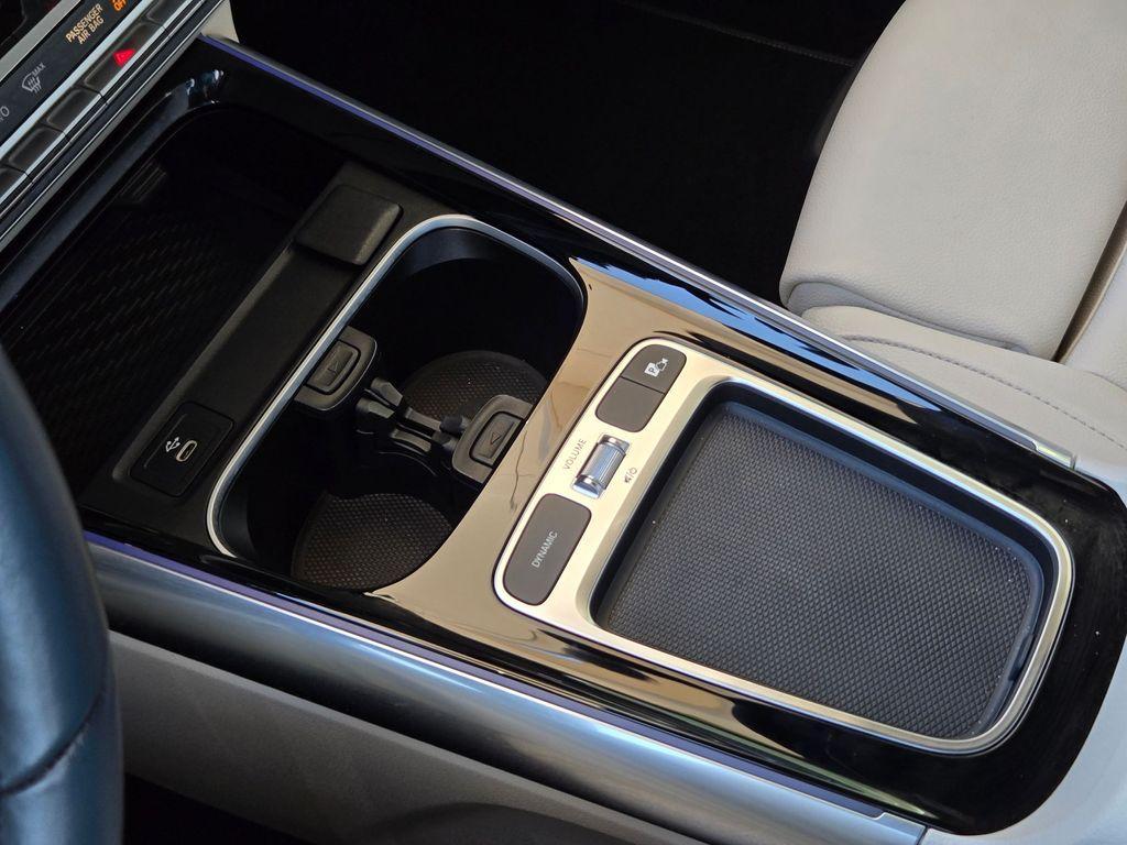 used 2025 Mercedes-Benz GLA 250 car, priced at $34,277