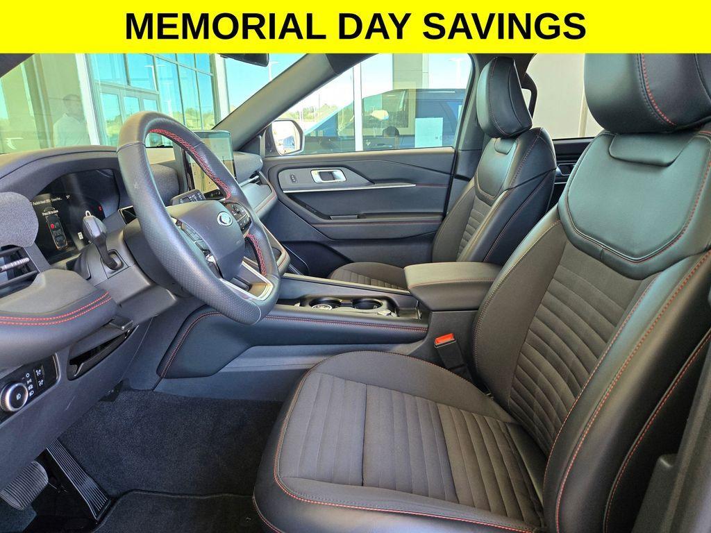 used 2025 Ford Explorer car, priced at $38,587