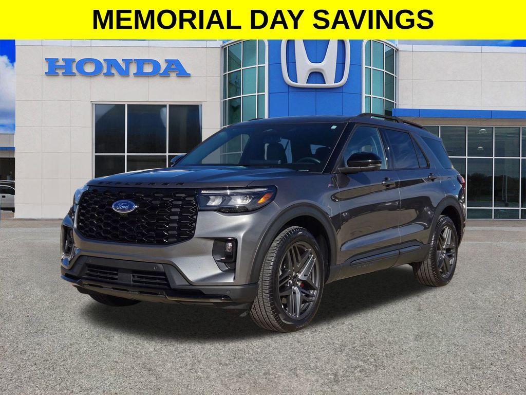 used 2025 Ford Explorer car, priced at $38,587