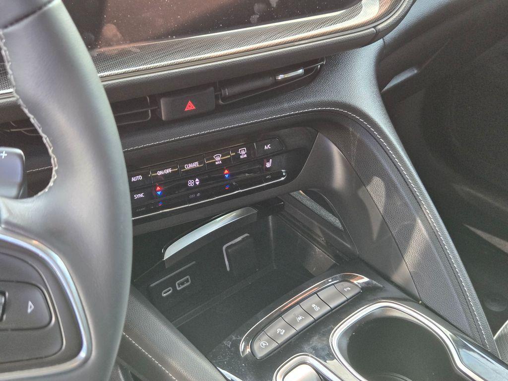 used 2023 Buick Envision car, priced at $29,567