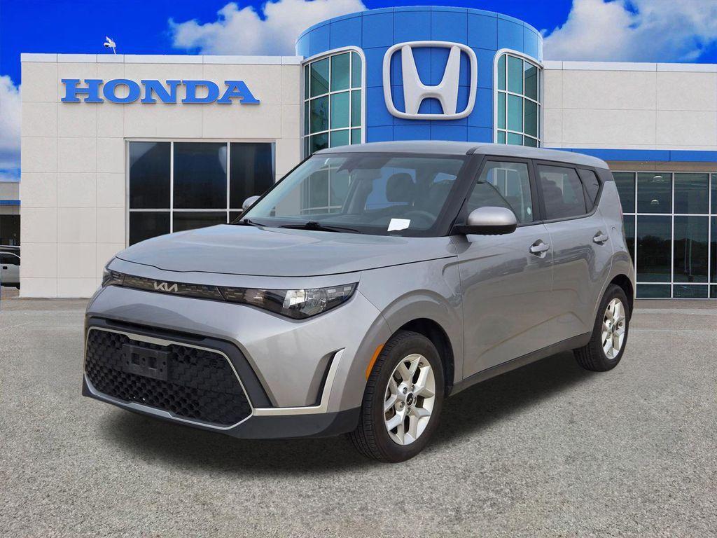 used 2023 Kia Soul car, priced at $14,047