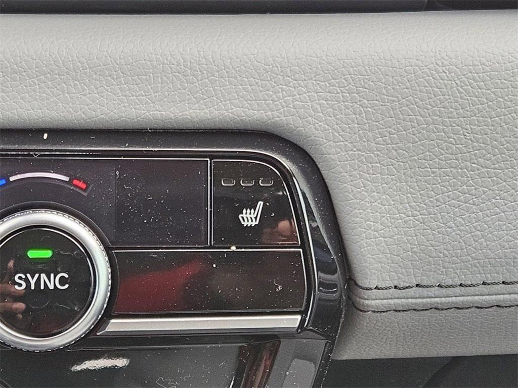 new 2025 Honda Pilot car, priced at $44,443