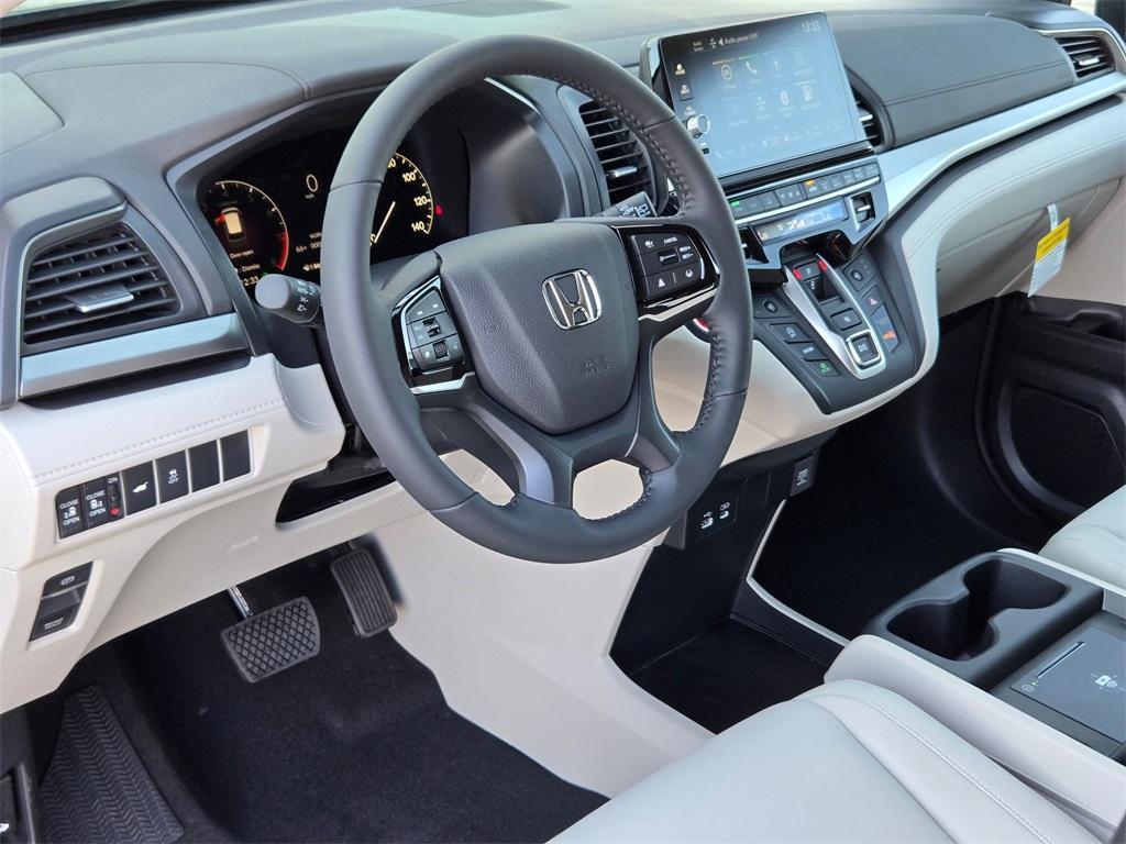 new 2026 Honda Odyssey car, priced at $49,119