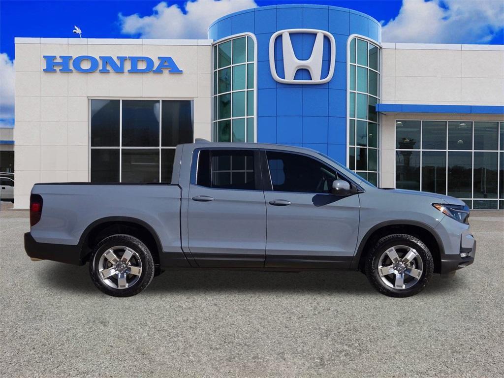 used 2025 Honda Ridgeline car, priced at $36,813