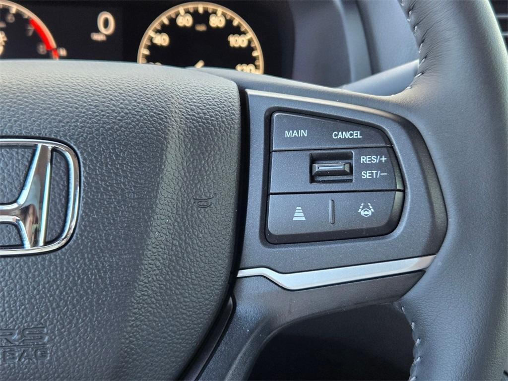 used 2025 Honda Ridgeline car, priced at $36,813