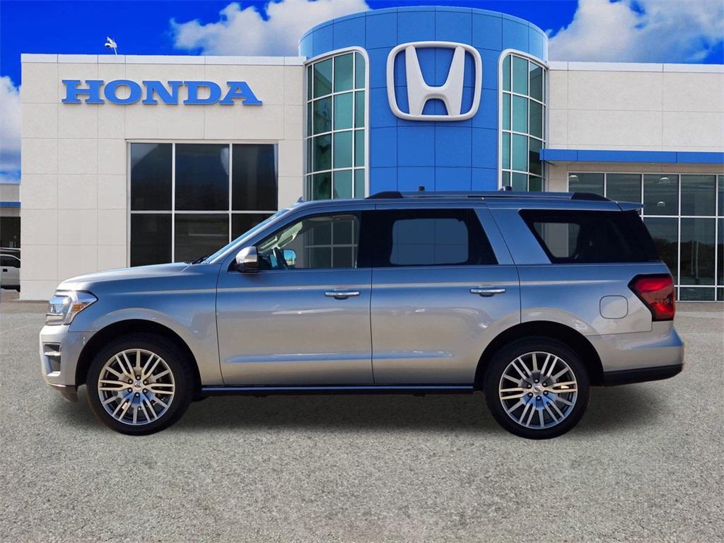 used 2024 Ford Expedition car, priced at $45,940