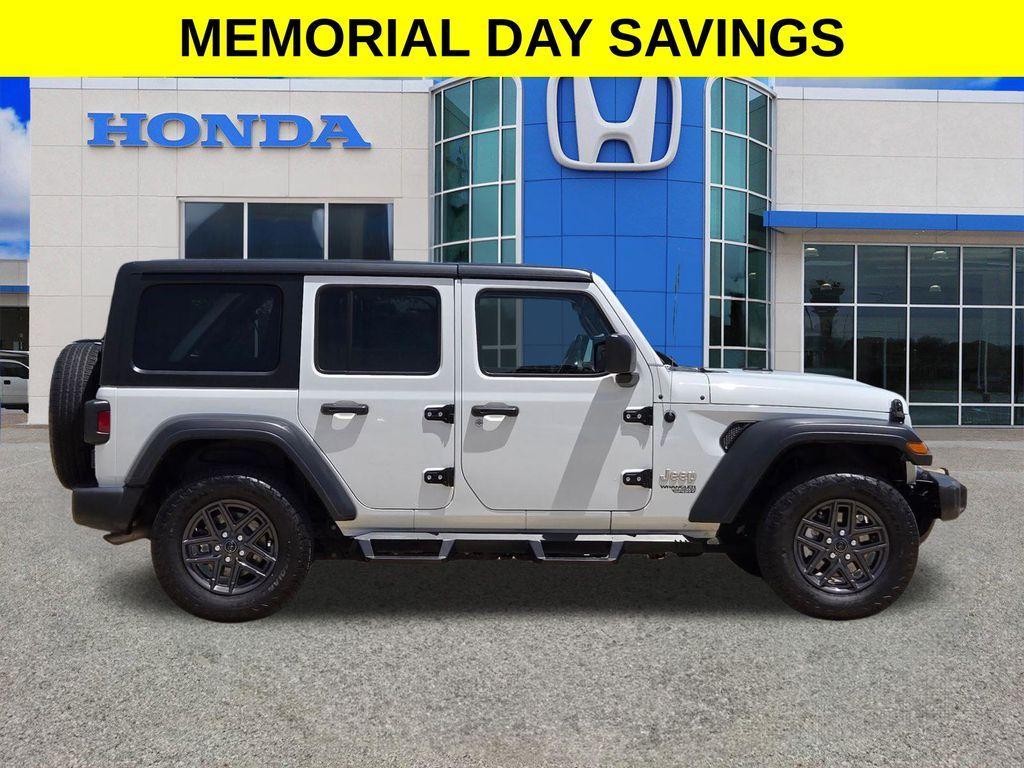 used 2020 Jeep Wrangler Unlimited car, priced at $22,431
