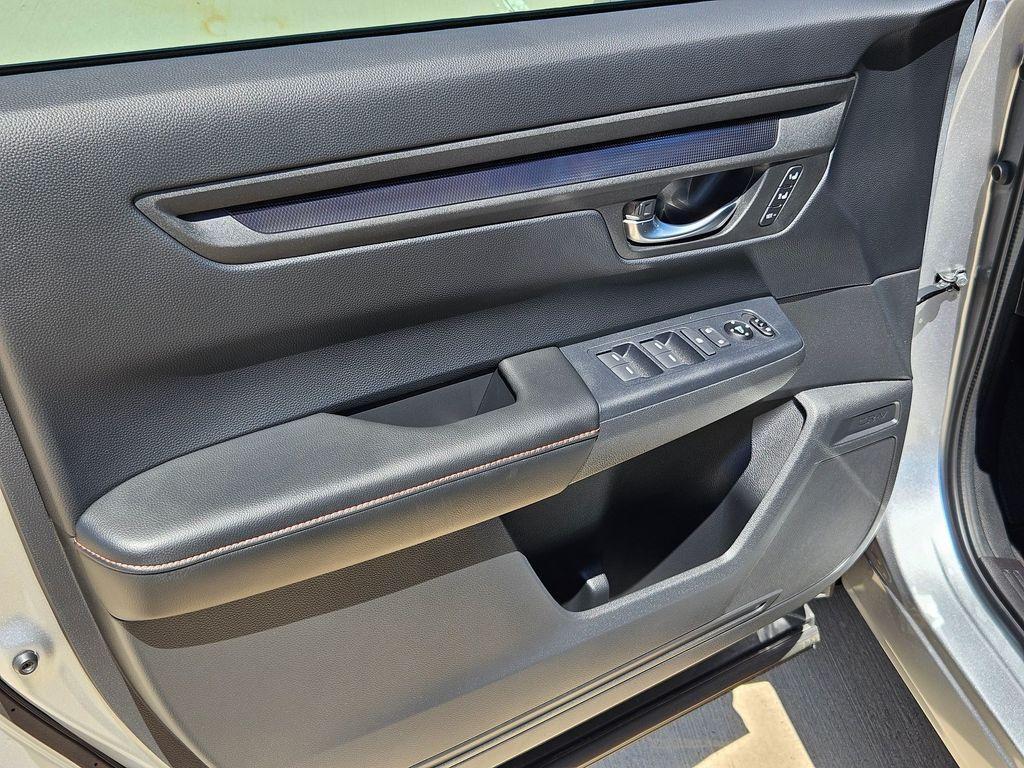 new 2025 Honda CR-V Hybrid car, priced at $37,043