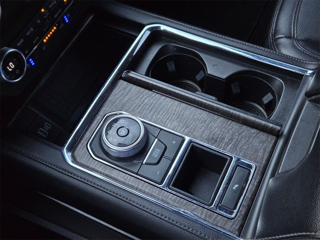 used 2021 Ford Expedition car, priced at $28,859