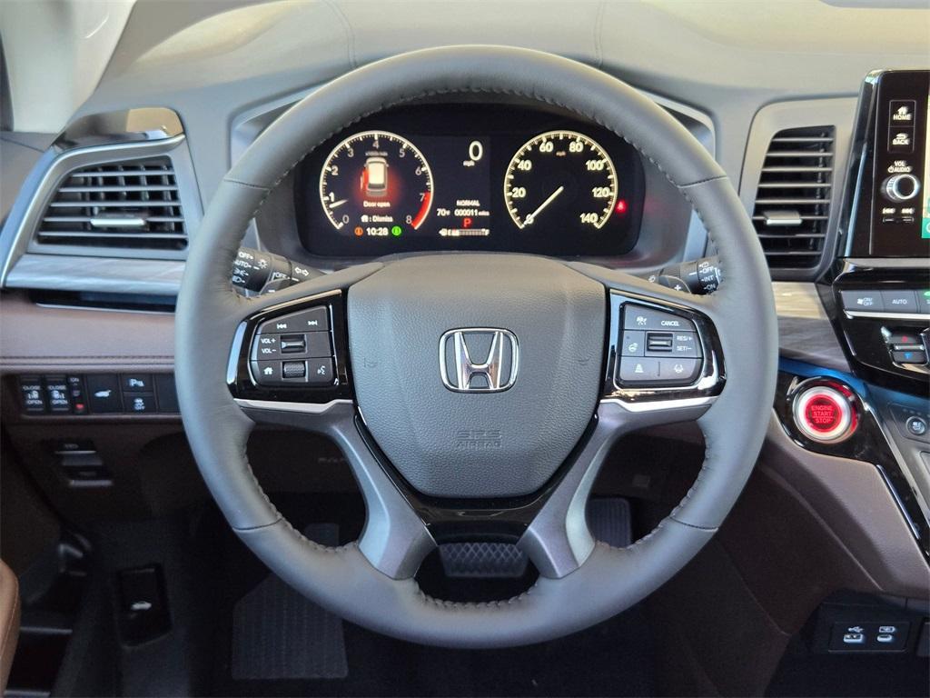 new 2026 Honda Odyssey car, priced at $51,381