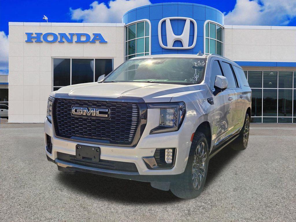 used 2023 GMC Yukon XL car, priced at $68,991