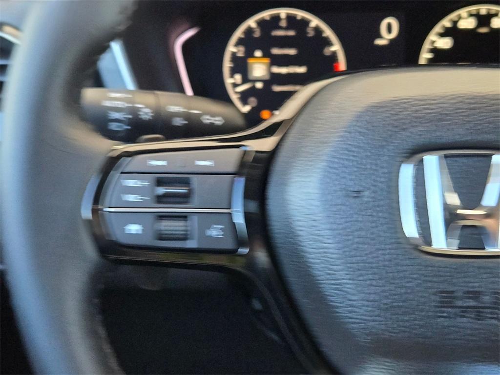 new 2025 Honda Pilot car, priced at $46,075