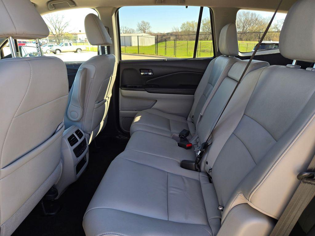 used 2019 Honda Pilot car, priced at $23,377