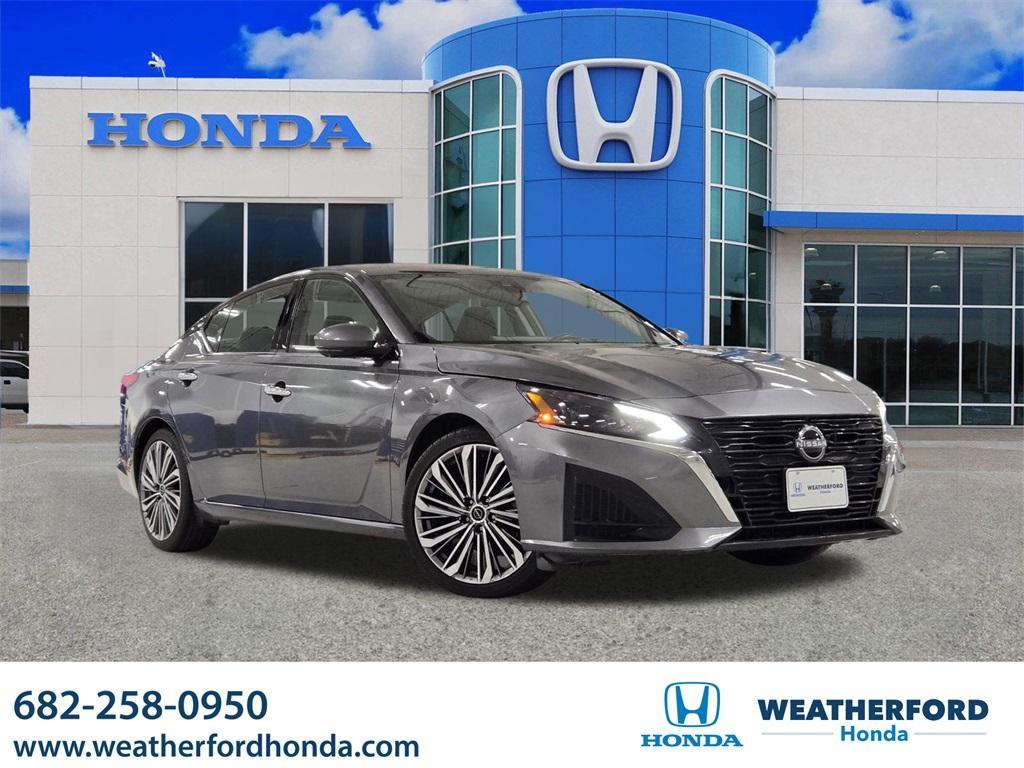 used 2023 Nissan Altima car, priced at $22,819