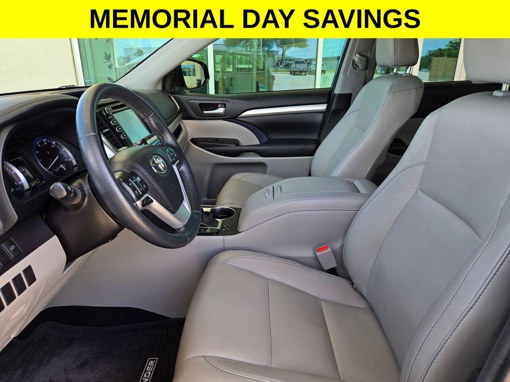 used 2018 Toyota Highlander car, priced at $21,983