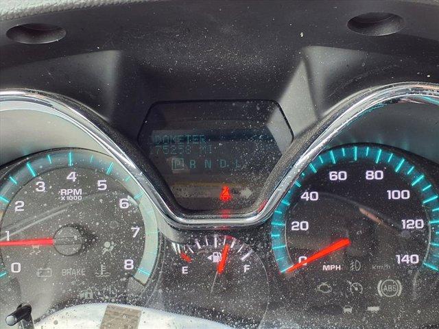 used 2015 Chevrolet Traverse car, priced at $14,000