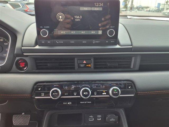 new 2025 Honda Pilot car, priced at $43,795