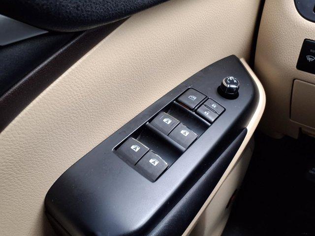 used 2016 Toyota Highlander car, priced at $25,220