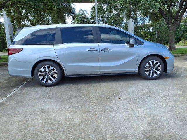 new 2026 Honda Odyssey car, priced at $44,290