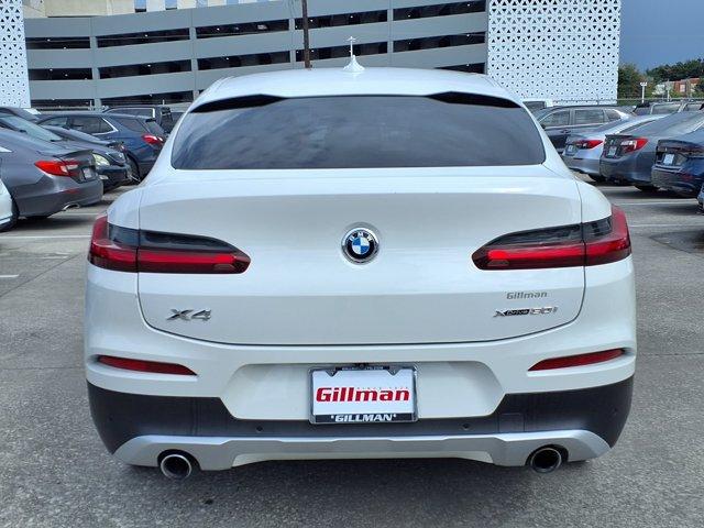 BMW X4 view 23
