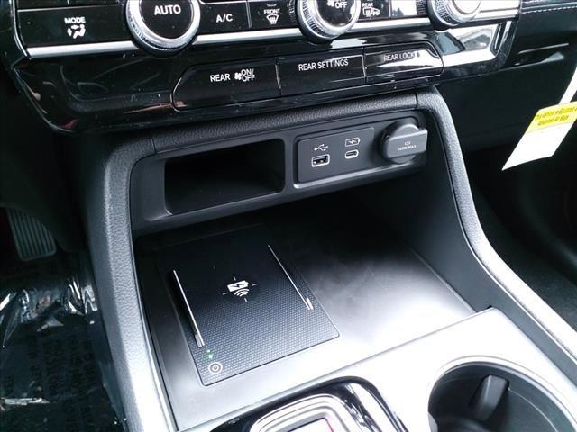 new 2025 Honda Pilot car, priced at $54,530