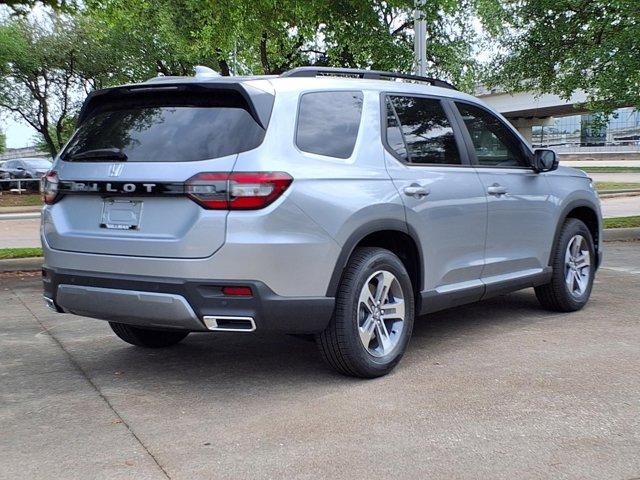 new 2026 Honda Pilot car, priced at $46,215