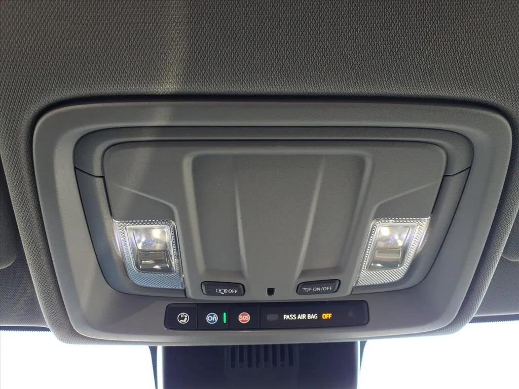 used 2024 Chevrolet Silverado 1500 car, priced at $45,995